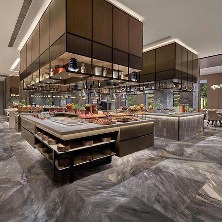 Courtyard By Marriott Gorakhpur Hotel Exterior photo
