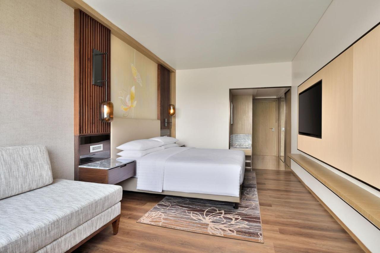 Courtyard By Marriott Gorakhpur Hotel Exterior photo
