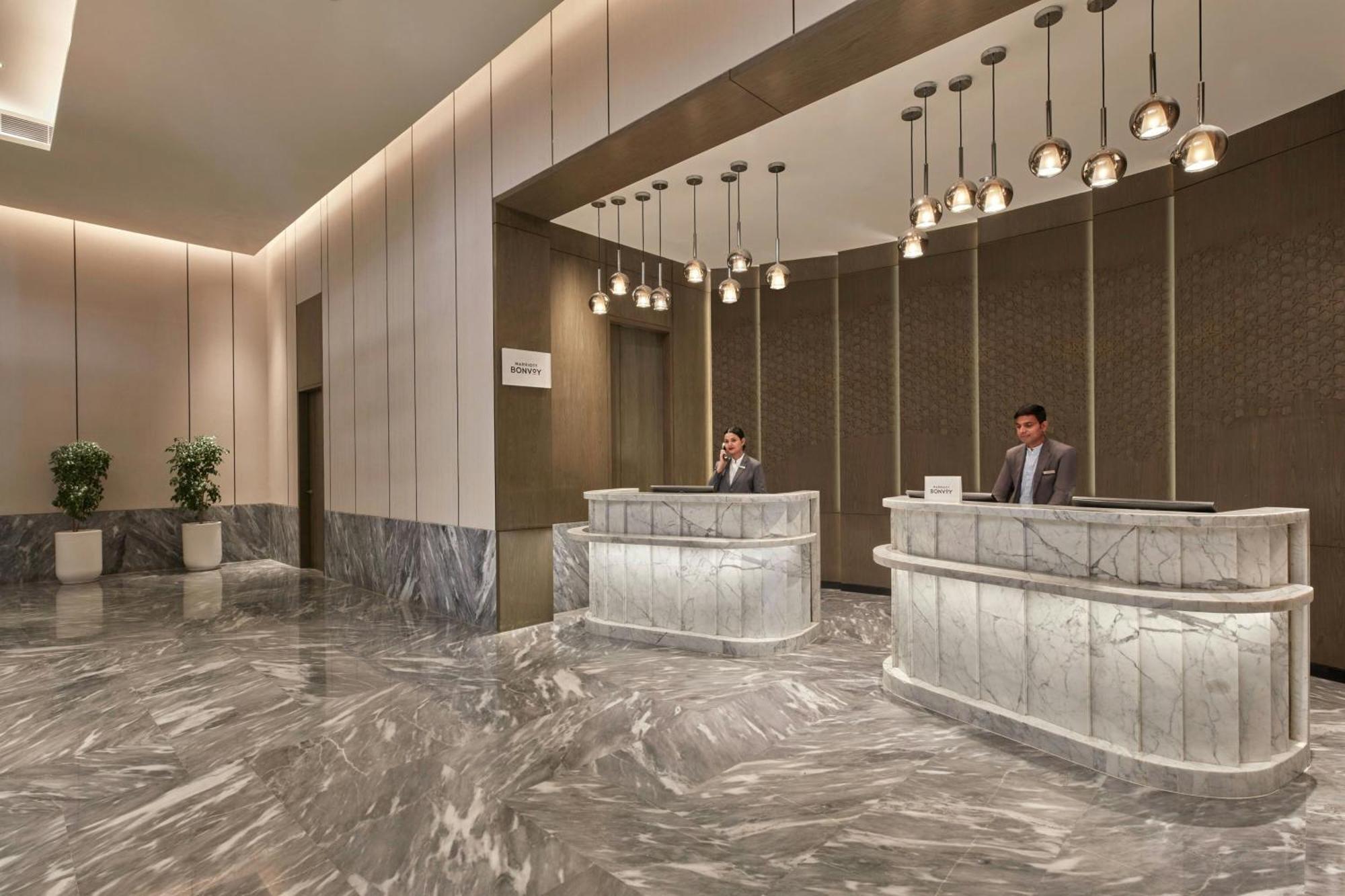 Courtyard By Marriott Gorakhpur Hotel Exterior photo